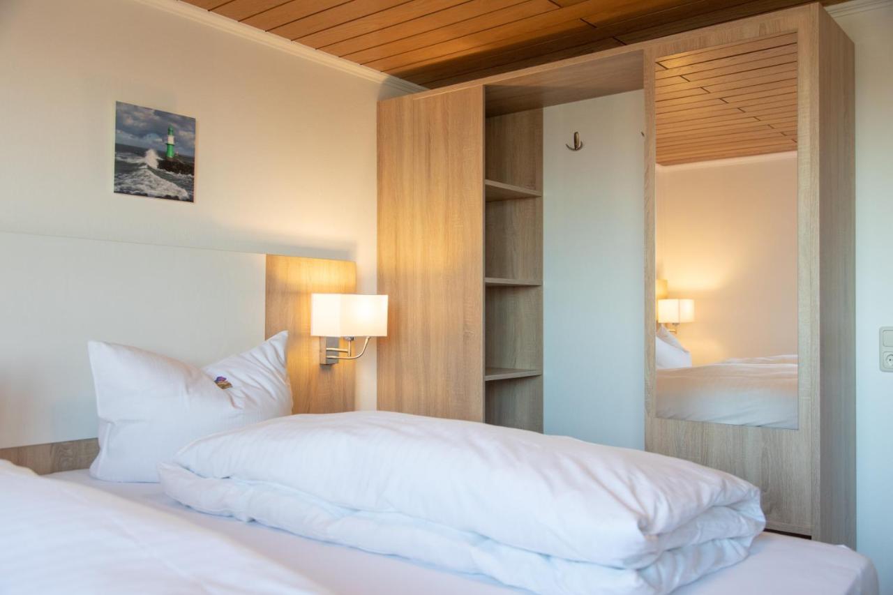 Heeren'S Hotel Garni Bensersiel Dış mekan fotoğraf