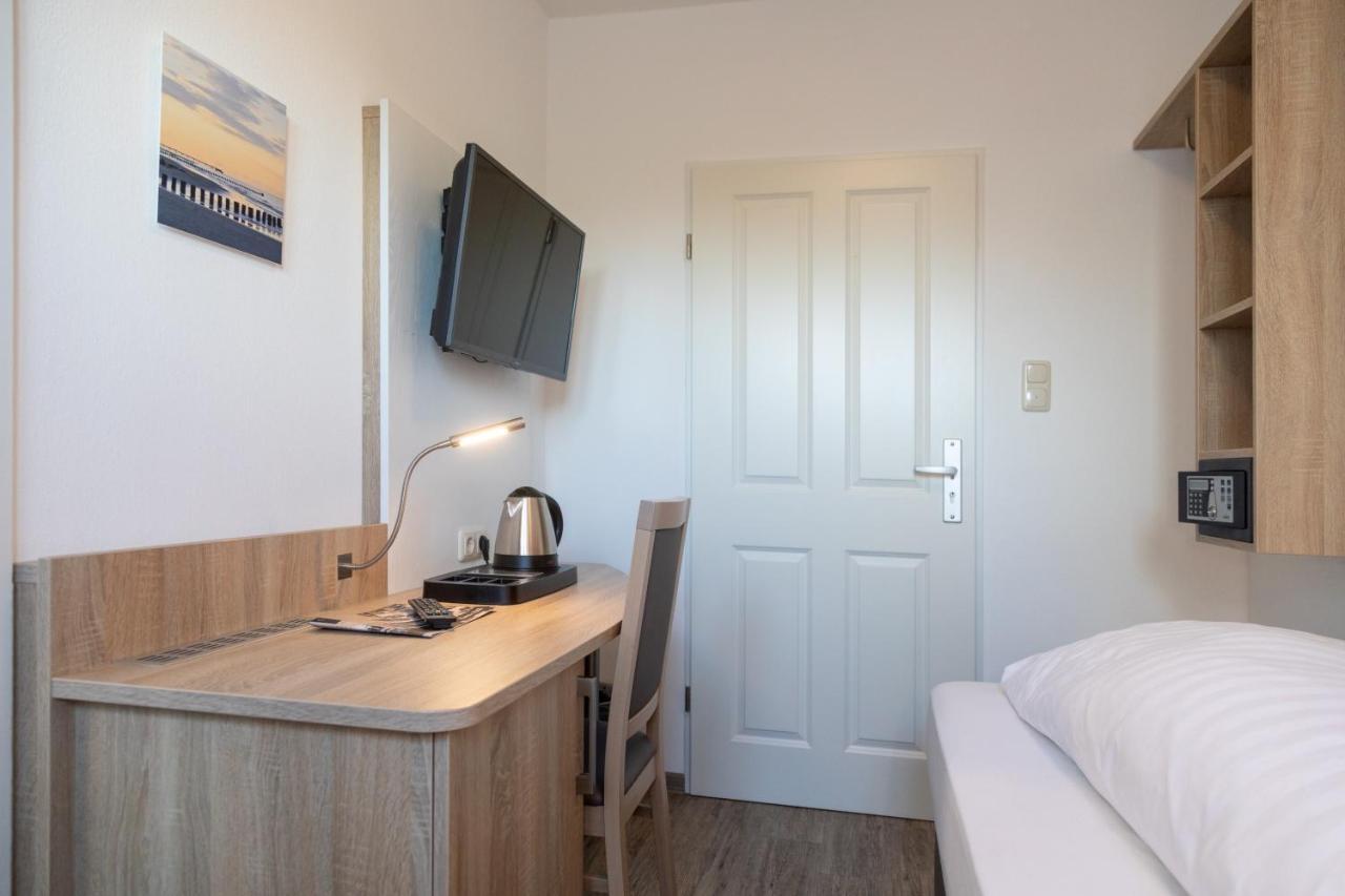 Heeren'S Hotel Garni Bensersiel Dış mekan fotoğraf